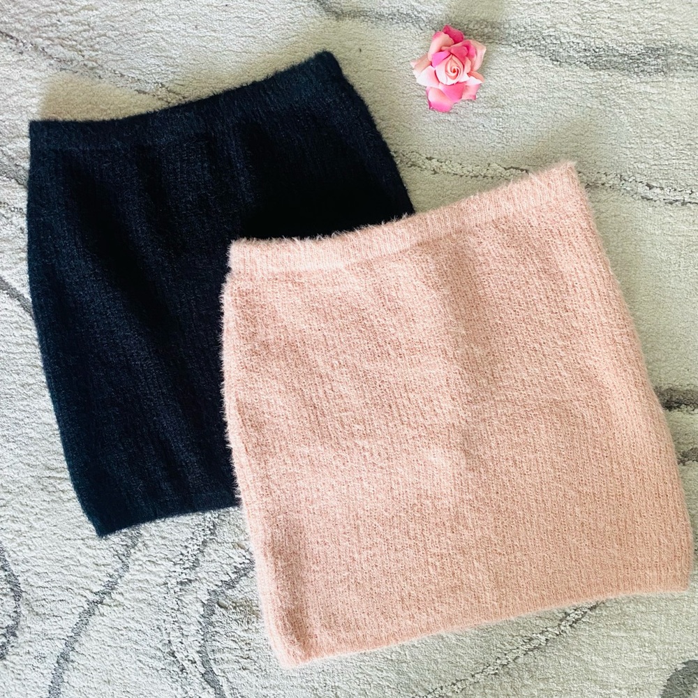 💕Bundle(2) Fuzzy Mini skirts SZ M/L